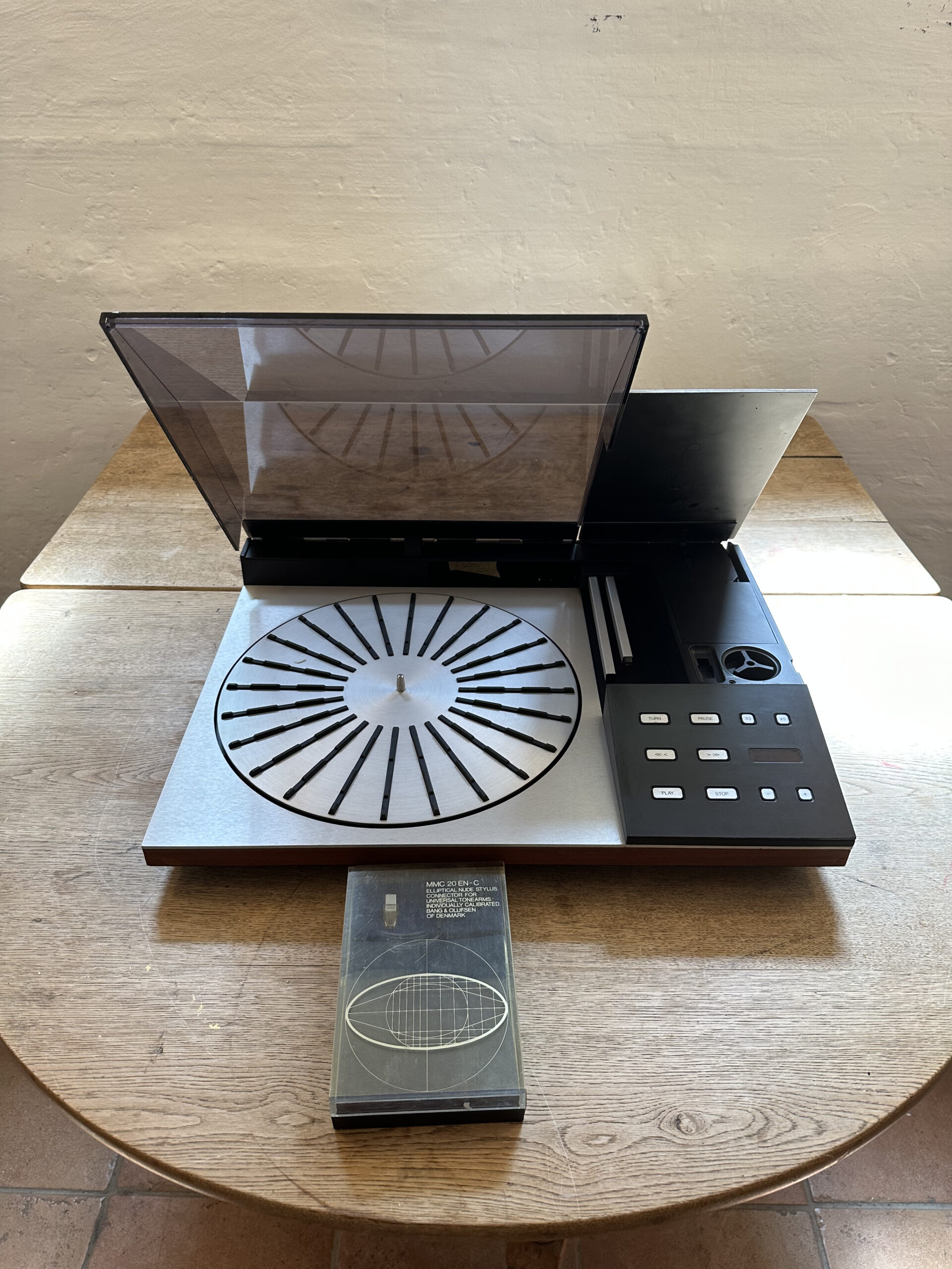 Bang & Olufsen products and spare at Kose Trading